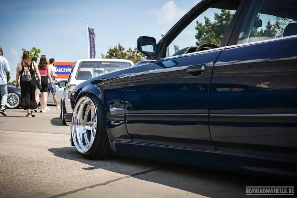 Próg BMW – bmw bok