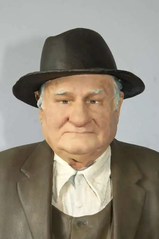 Muzeum historyczne w Lubinie – dziadek close