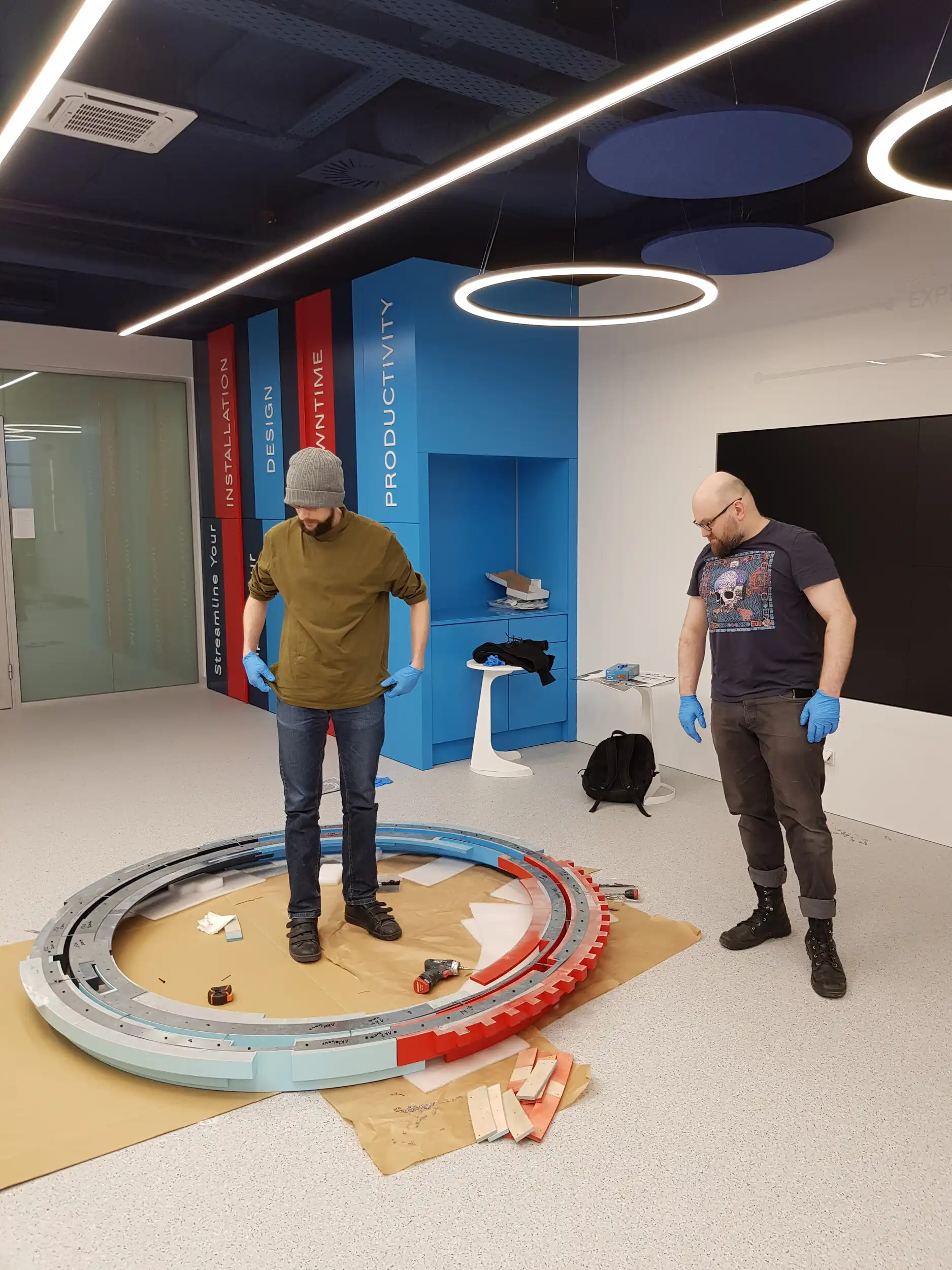 Pierścień do salonu Bosch-Rexroth – zegar montaz